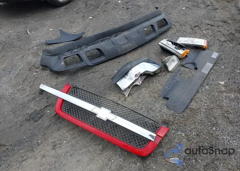 2005 Chevrolet Silverado 1500 Z71 из США, поврежденный, VIN 1GCEK19B25E216128